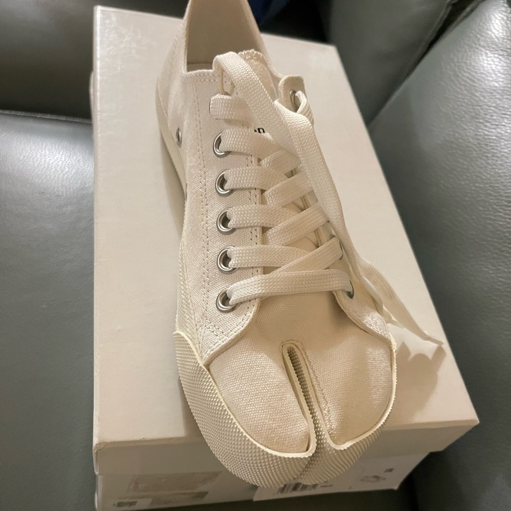 Maison Margiela Tabi Sneakers